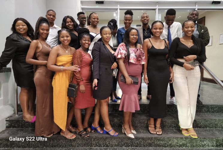 Bekubungazwa impumelelo yabahlomula ohlelweni lokuxhasa abafundi emfundweni ephakeme.